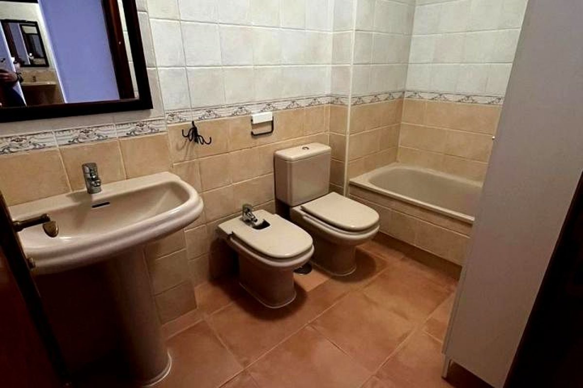 00d27a53-0004198737.jpg