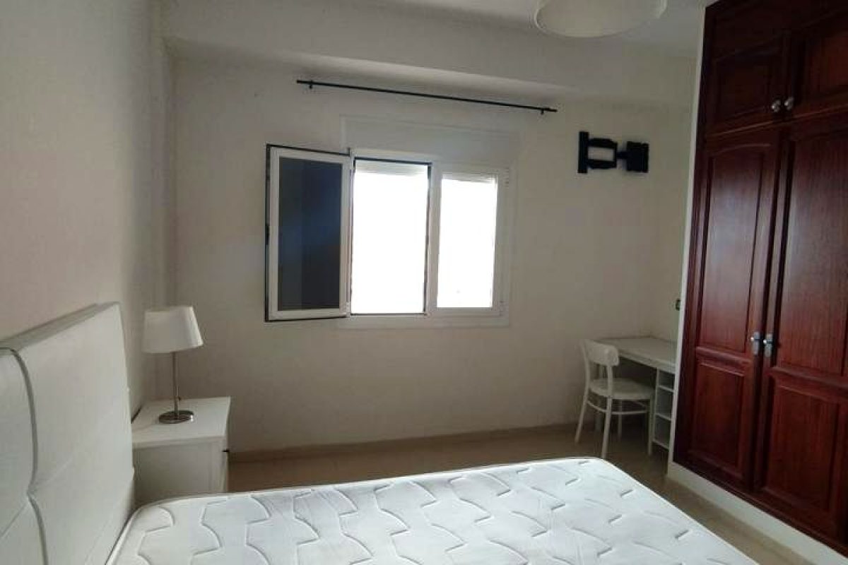 13ca9d37-0004139861.jpg