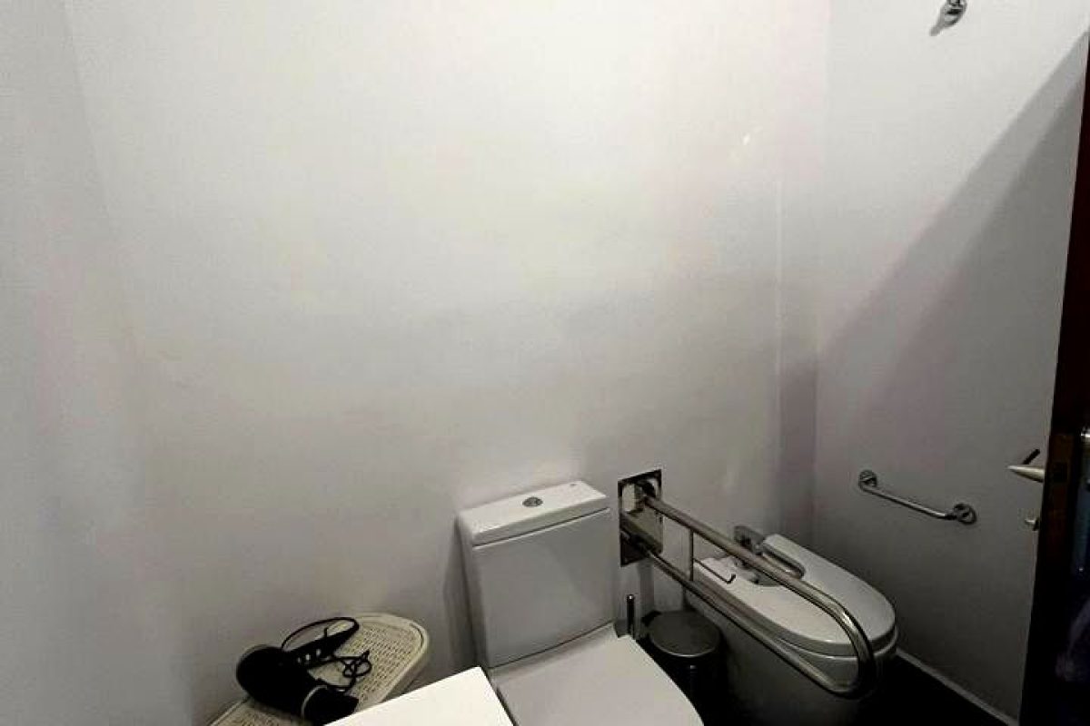 1d665bd6-0004160032.jpg