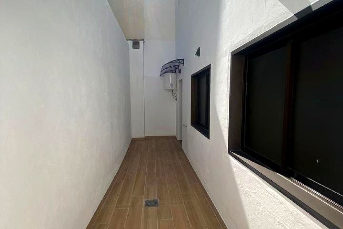 217455b4-0004198717.jpg