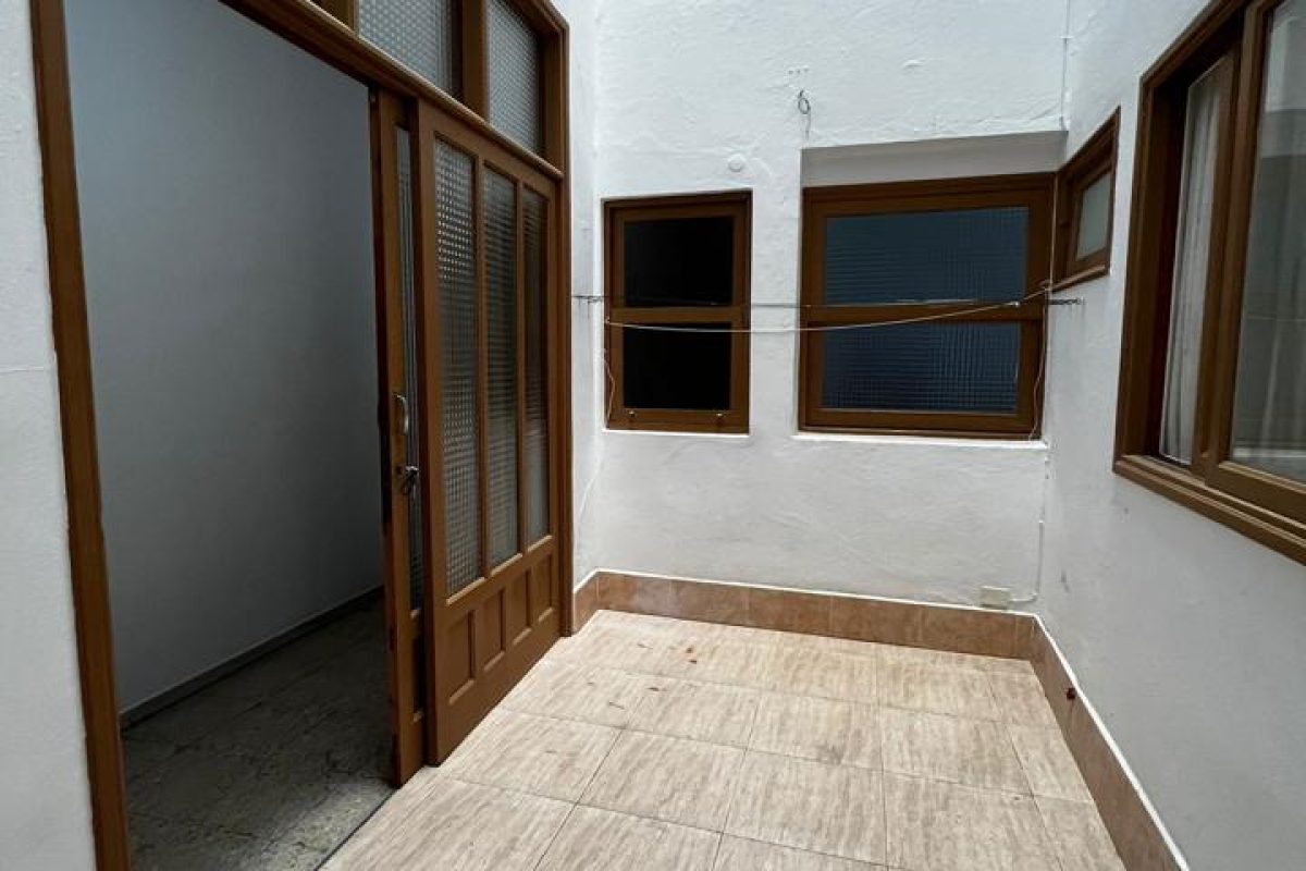 4133151-5c519432.jpg