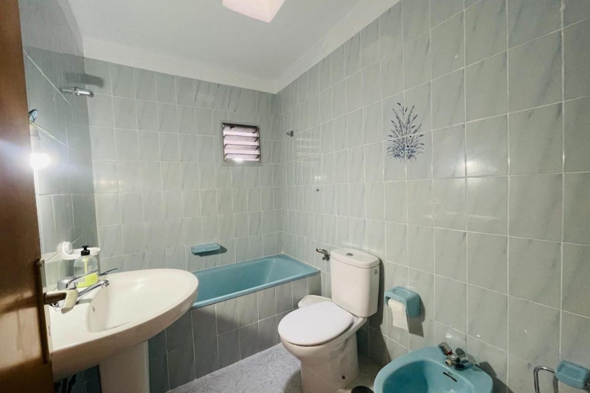 4155238-9bd2385b.jpg