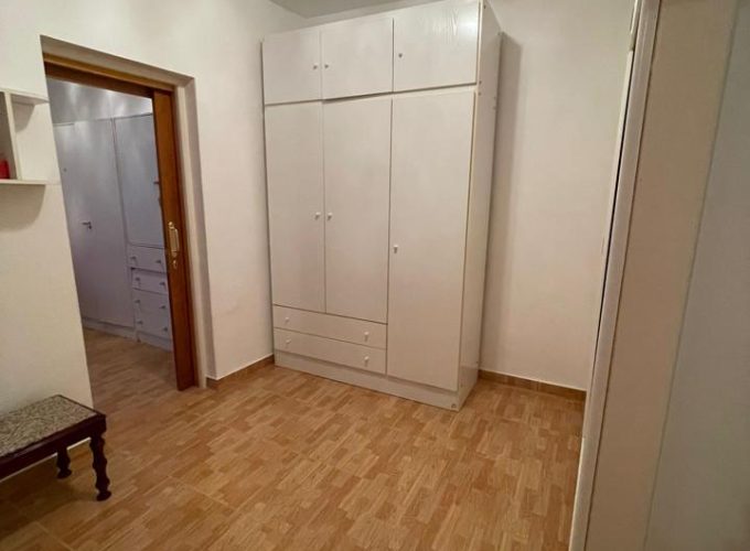 4161965-d6dc7427.jpg