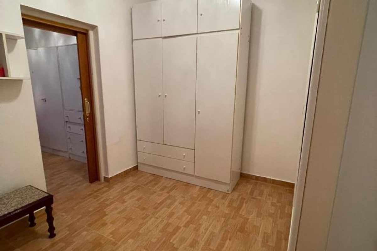 4161965-d6dc7427.jpg
