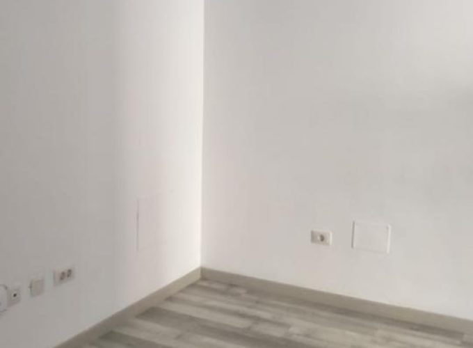 4163701-a9120938.jpg