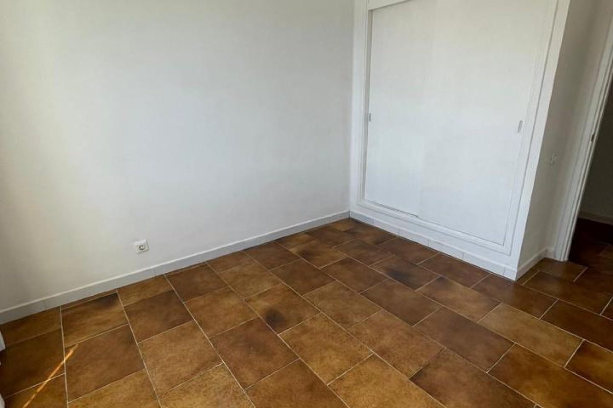 4164870-3da24400.jpg