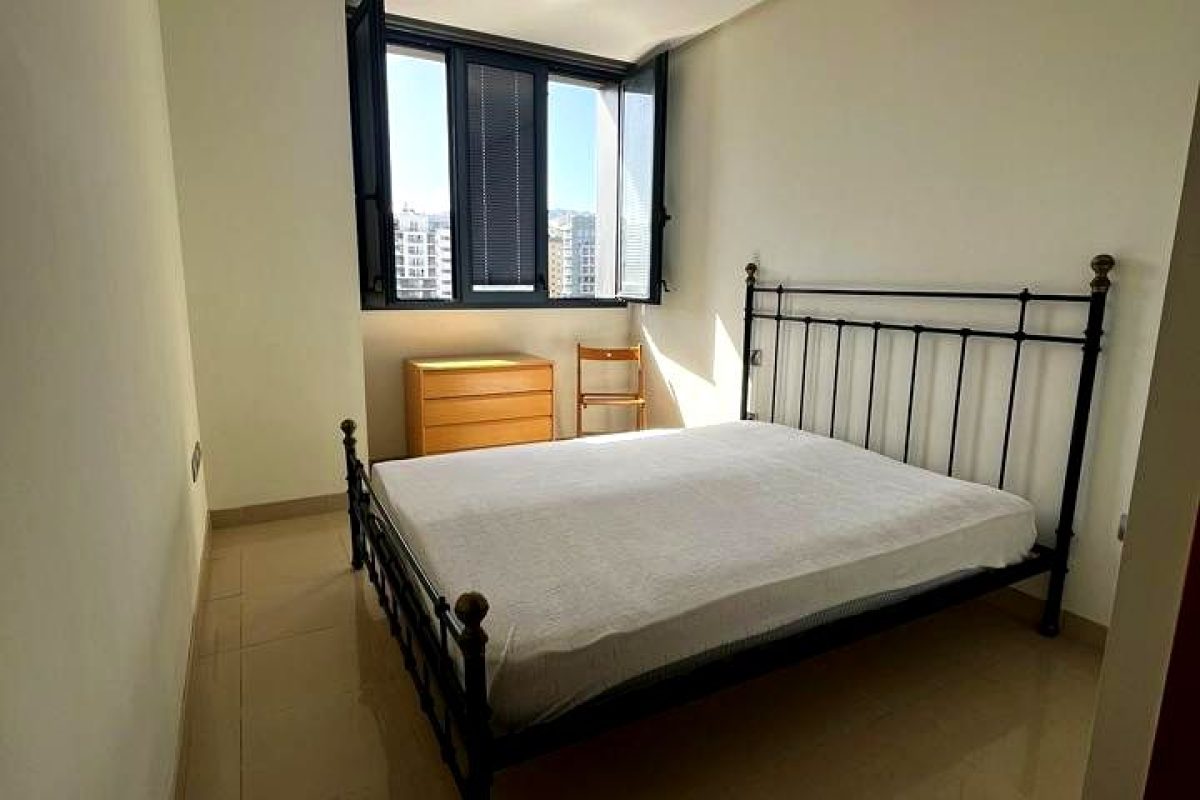 53dabf05-0004181520.jpg