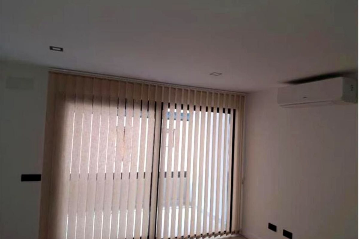 721d56c2-0004145097.jpg