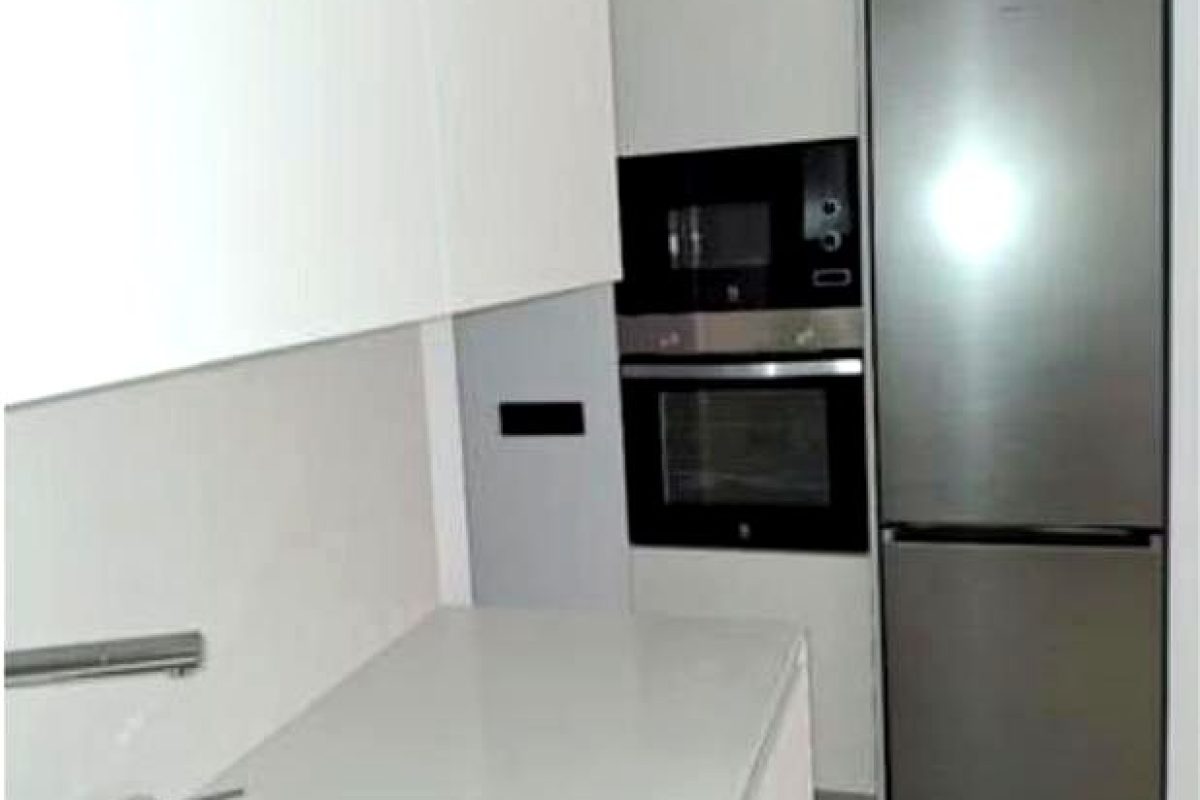 7653d1a9-0004145097.jpg