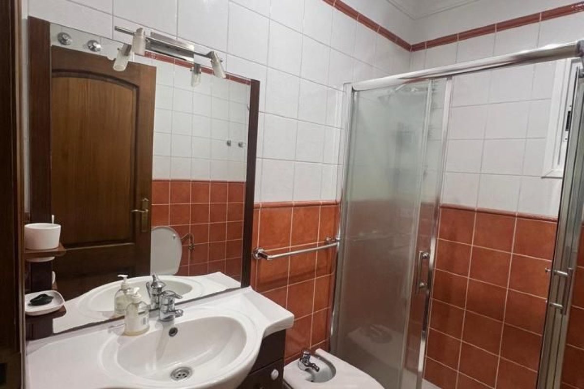 8ba6d7f4-0004135187.jpg