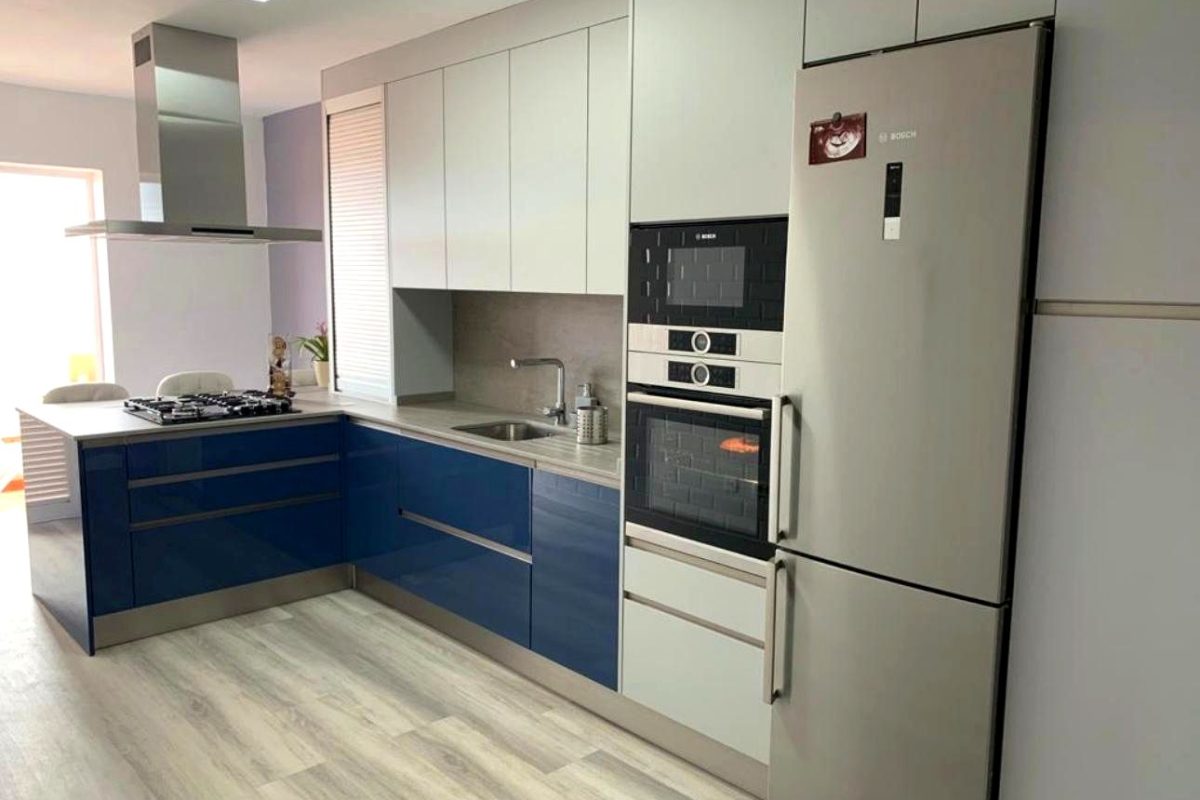 a00bea34-0004137434.jpg