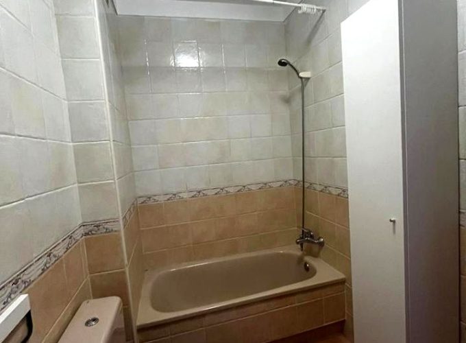 add9dece-0004198737.jpg