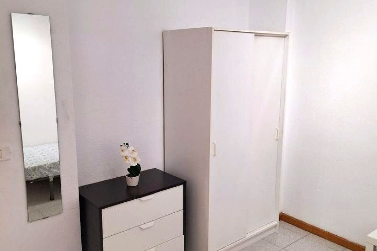 c8ccde99-0004145569.jpg