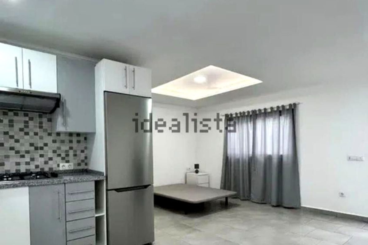 d906c9ab-0004186562.jpg