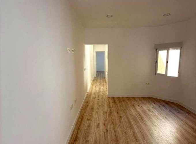 e0302080-0004185688.jpg
