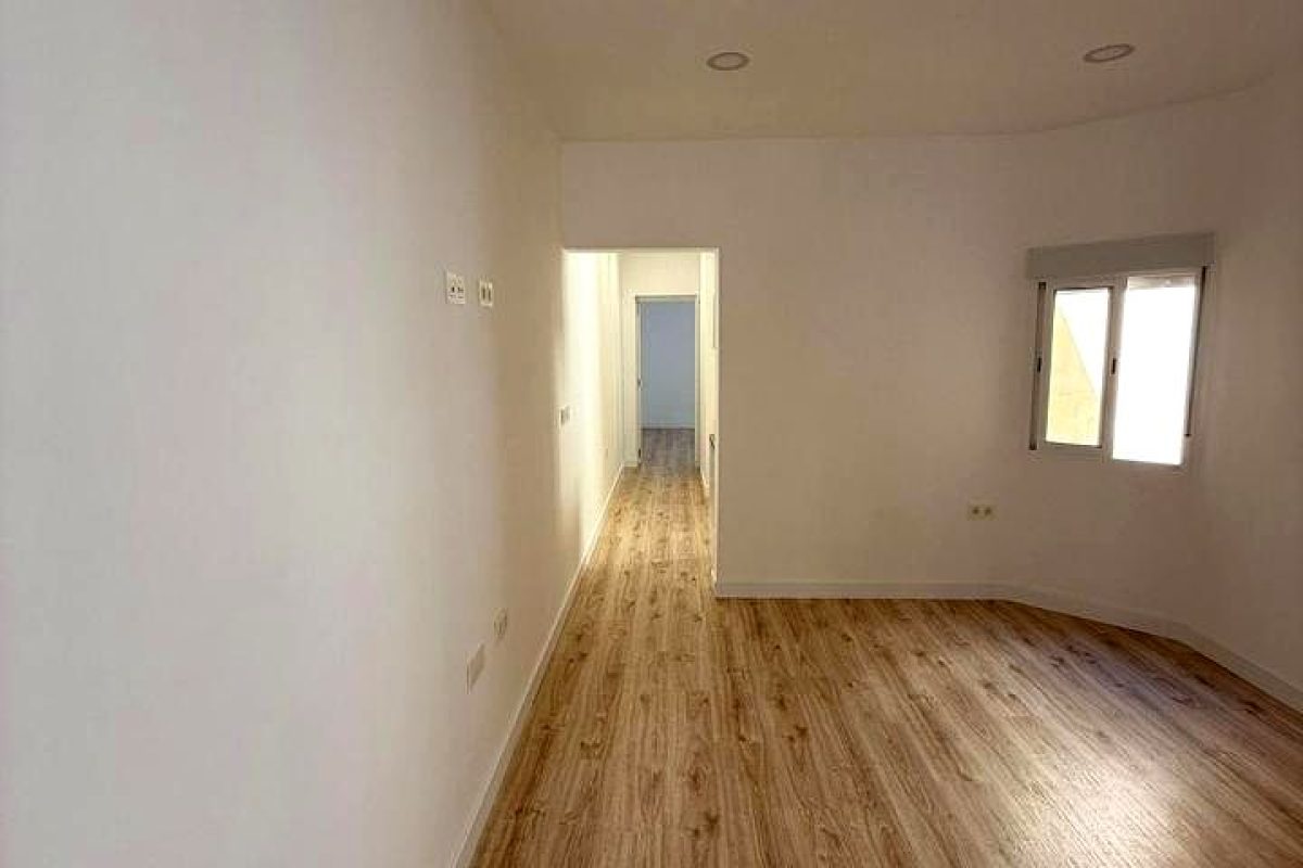 e0302080-0004185688.jpg