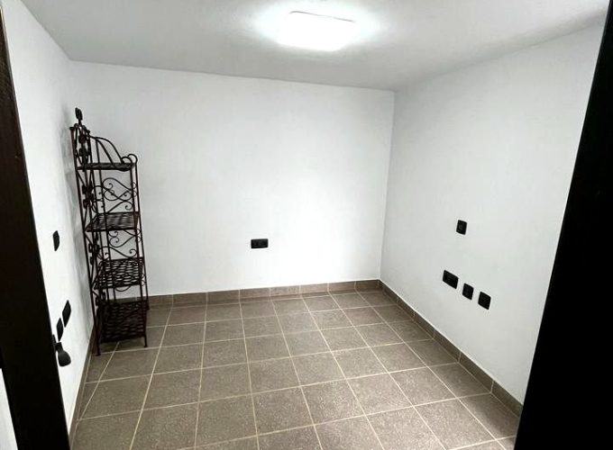 e15e1116-0004199139.jpg